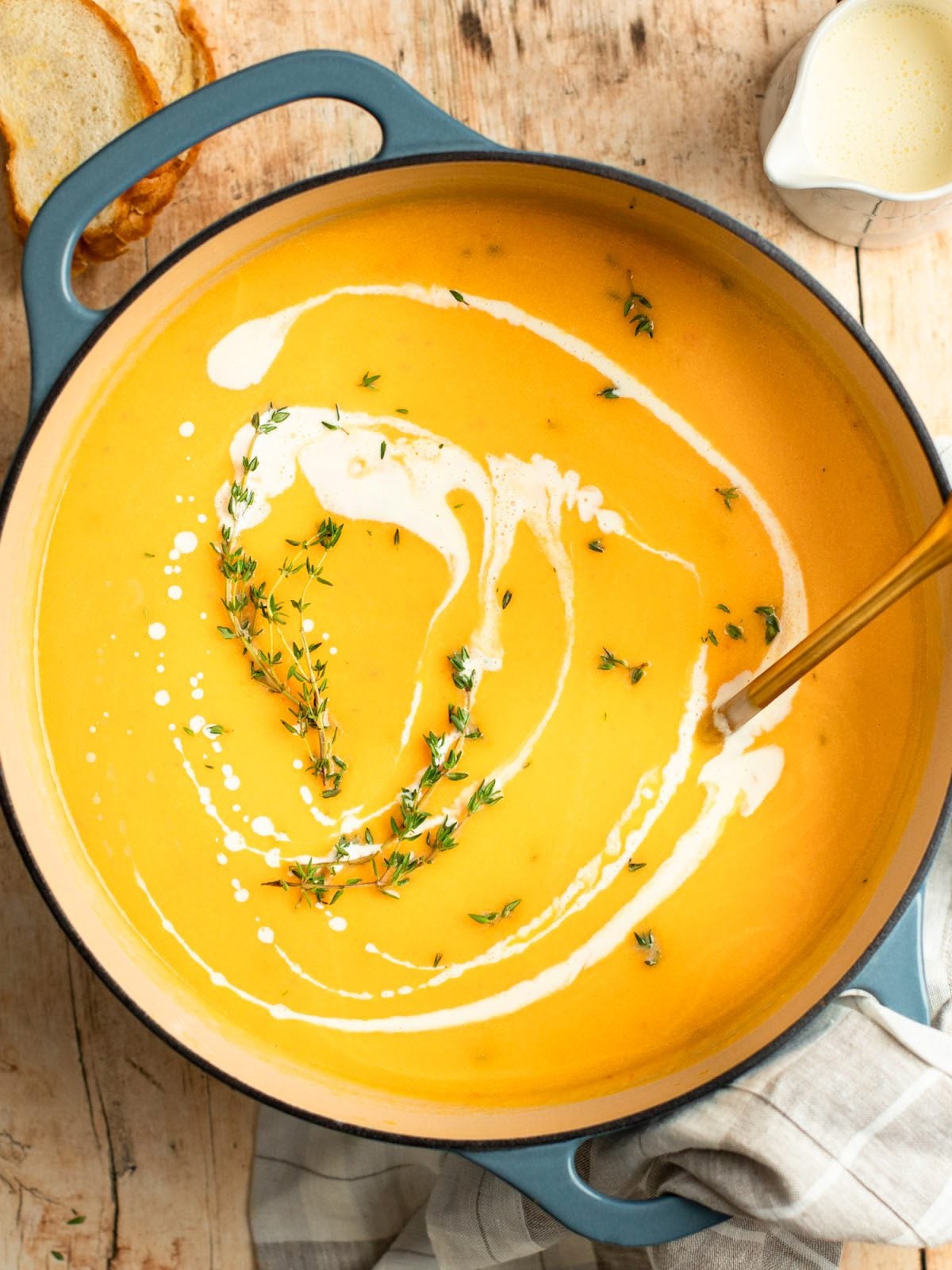 Master Butternut Squash Soup: Essential Roasting & Blending Tips